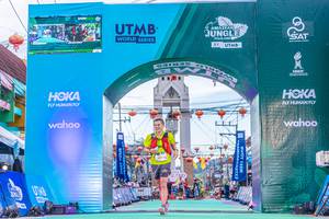 BIB: 413
                            <button type="button" onclick="openModal(21794407)" class="btn btn-primary btn-sm float-right btn-popup" data-toggle="modal" data-target=".modal-high-quality">
                        <i class="fas fa-shopping-cart"></i> Add to Cart
                    </button>
                                            <button type="button" onclick="isThisMe(21794407, true)" class="btn btn-success btn-sm float-right btn-popup btn-isme hidden" data-toggle="tooltip" data-placement="bottom" title="นี่คือรูปของคุณใช่ไหม คลิกที่นี่เพื่อเอาเข้าอัลบั้ม">
                        <i class="fas fa-plus"></i> Add to album
                    </button>
                    <button type="button" onclick="isThisMe(21794407, false)" class="btn btn-warning btn-sm float-right btn-popup btn-isnotme hidden">
                        <i class="fas fa-ban"></i> Remove from album
                    </button>